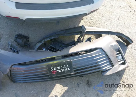 2019 Toyota Sienna Xle 8 Passenger z USA, uszkodzony, nr VIN 5TDYZ3DC4KS966057